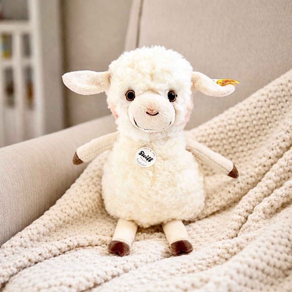 Steiff Lambaloo Plush Lamb Cream Soft Toy w/ Ear Tag